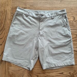 Lululemon Commission shorts
9” inseam